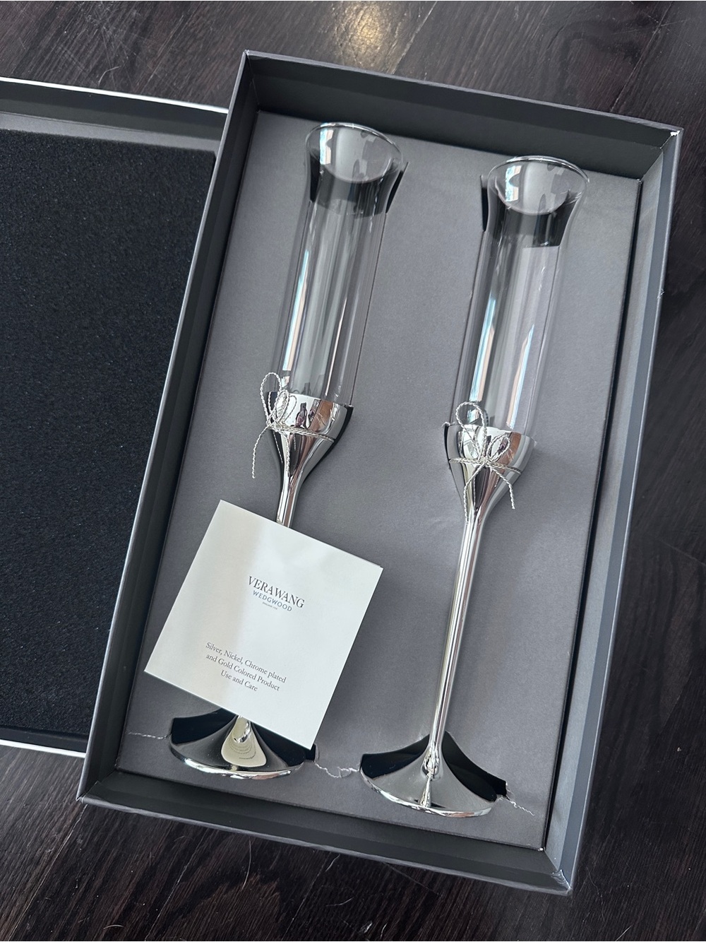 Vera Wang Wedgwood Love Notes Silver Champagne Flute Set